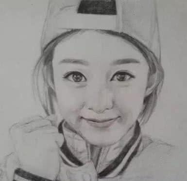 看看下面这几位当红明星的素描照,就数赵丽颖的照片最可爱!