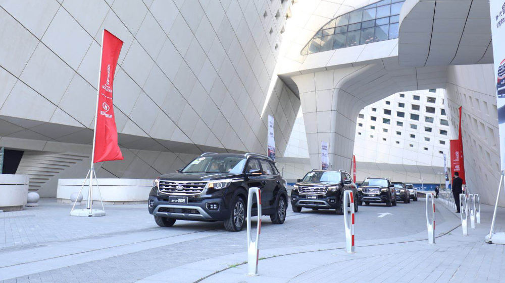 更具颜值更具性价比 新老智跑对比见分晓