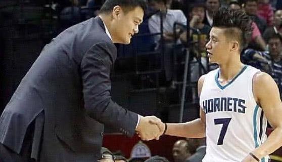 林书豪透露NBA太难，被骂滚回中国，多次强调自己是中国人！