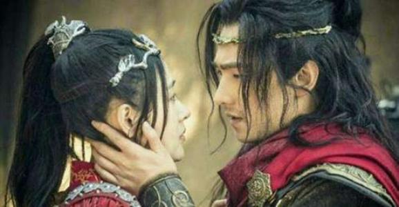 被白百何墙咚被柳岩张天爱扑倒 杨洋戏演的太