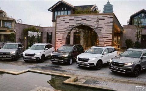 众泰T500与奔腾X40，自主小型车谁更棒？