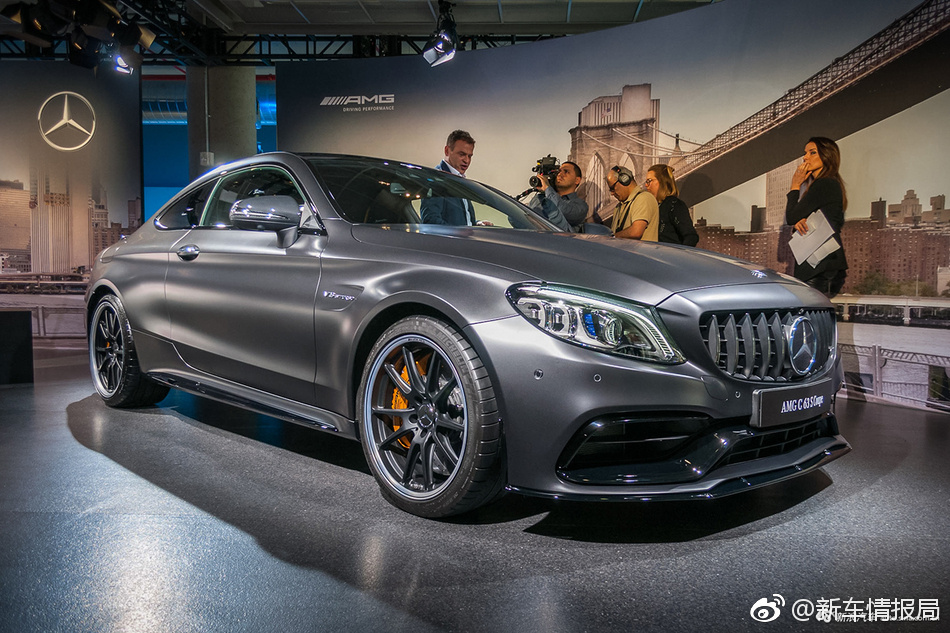 纽约车展 新款梅赛德斯-AMG C 63亮相