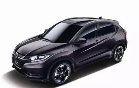 越野智能四驱SUV 铃木维特拉跋山涉水无所畏惧