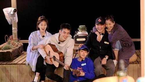 《亲爱的客栈》刘涛王珂首次吵架落泪, 网友竟