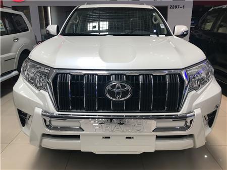 全新霸道4000是丰田家族的一员骁将 科技与时尚于一身