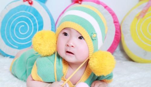 半岁以上宝宝,生长发育新爸妈注意这些特征