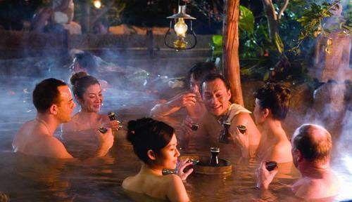 日本: 男女共浴是风俗文化! 并非中国游客说的千人斩!