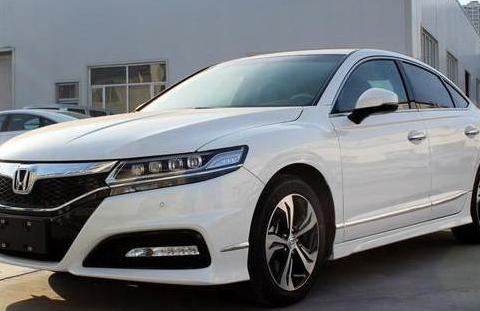 憋屈的想哭的日系车！上市前口碑比雅阁还好，上市后销量成大笑柄