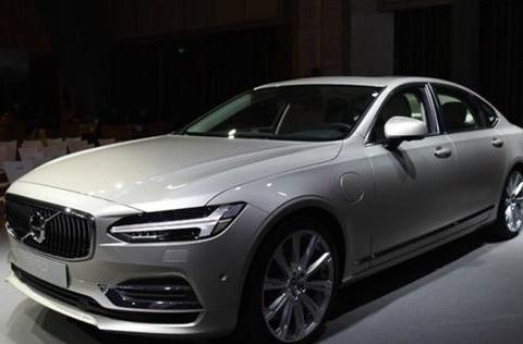 它是吉利旗下的豪车，比奔驰S级档次高，4，9秒破百，很有范儿