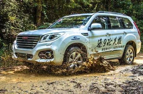 为越野而生2.0T＋8AT配四驱，哈弗H9直降4.9万