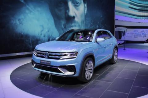 买了途观就后悔，这款车颜值甩宝马X3十条街，配四驱，只卖21万