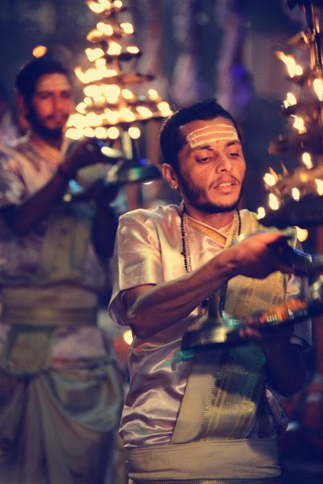 一个中国人的困惑:明明皮肤黑,为什么印度人都