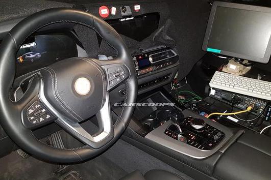 宝马X7内饰谍照曝光 高度还原概念车设计