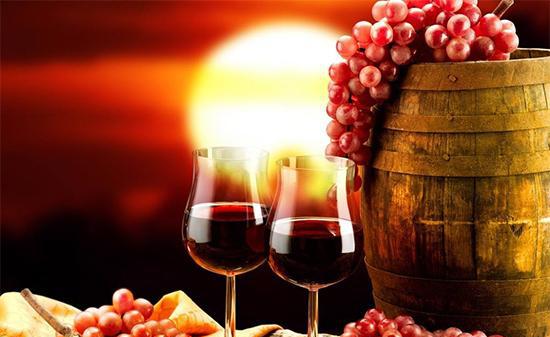 扎心了!自制葡萄酒居然有这么多危害,你还敢喝