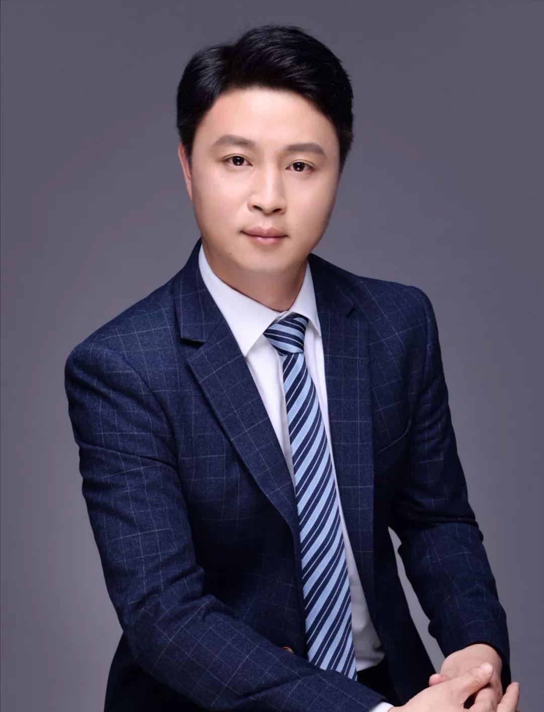 王标董事长_董事长办公室图片(2)