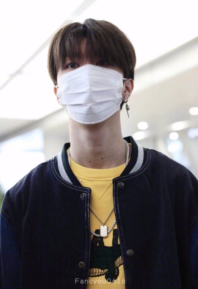 范丞丞参加奔跑吧山西大同录制路透