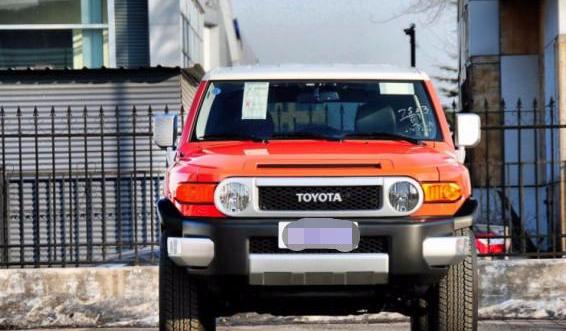 丰田顶级越野，看起来像小可爱，实力却不输陆巡，可惜已经买不到