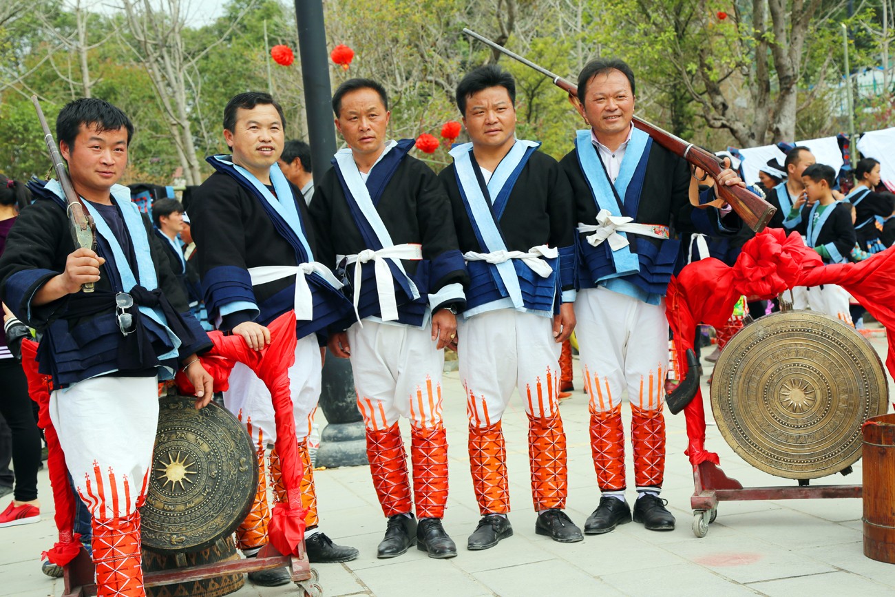 中国最神秘的民族——南丹白裤瑶的趣味生活