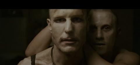 图解一部人性灾难电影隔绝,电影有关人性丑恶