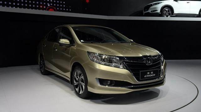 本田“小雅阁”来袭，配置不输帕萨特，仅10万起，还要啥卡罗拉