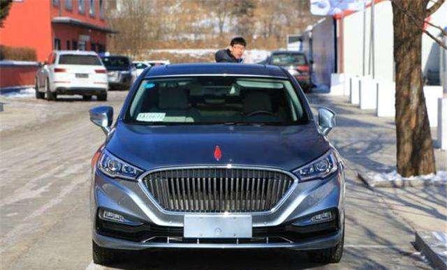 红旗H5大量到店，轿跑造型不输BBA, 15万起，红旗复兴指日可待