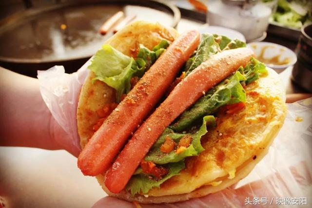 内黄姑娘的烤炉鸡蛋灌饼,独一份儿的美味,背后