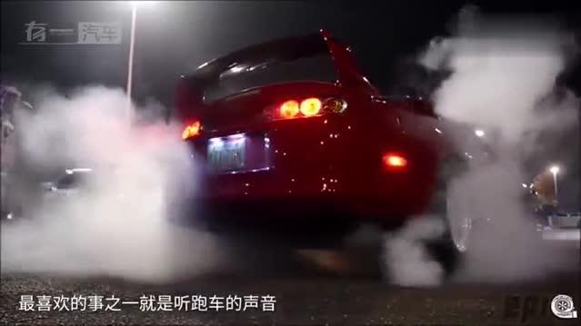 老外嫌弃自家跑车，给排气管塞了个哨子，上路不会被打吗