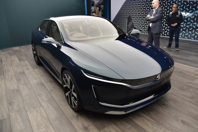 路虎胞弟来袭，无框车门，6秒破百，价位让国人直呼：厚道