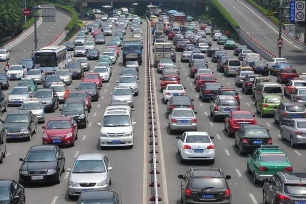 心塞：国六还没焐热，禁行已经在路上，禁售燃油车真的快了？