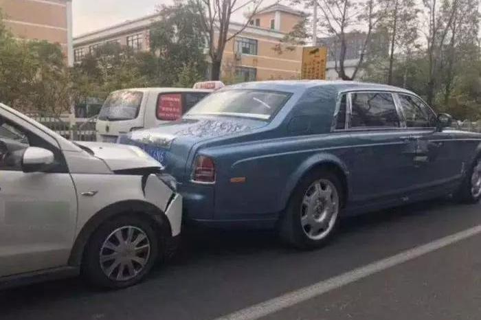 三者险有必要买一百万的吗？听定损员一说，车主：每年几千白花了