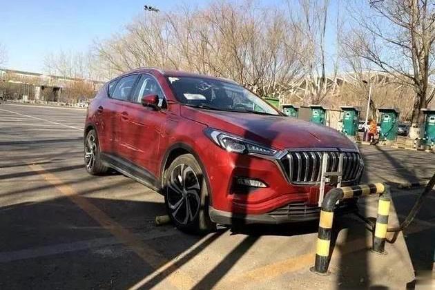 懂车人都在等它！提速5.9秒配四驱，整车都是屏，有它谁还会抠标