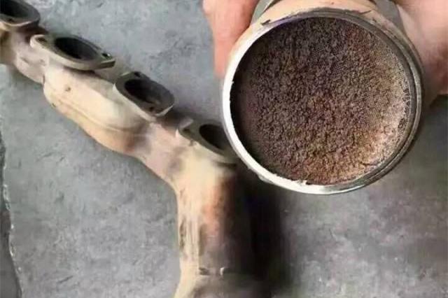 汽车三元催化故障年审不过关，有自我诊断的4个方法，别做无用功