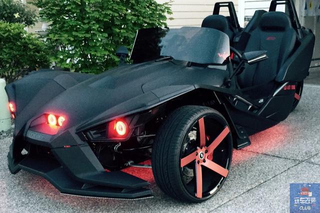 一辆百分百吸睛的超跑，来自2016年的北极星Polaris Slingshot！