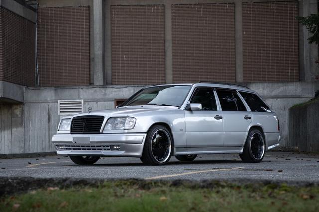 “虎头奔”奔驰300TE Wagon，3.0升M103六缸引擎和AMG套件！