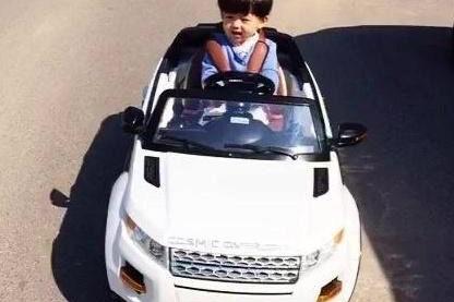 交警提醒：别再被保险公司“骗着玩了”，保险买这4种就足够了！