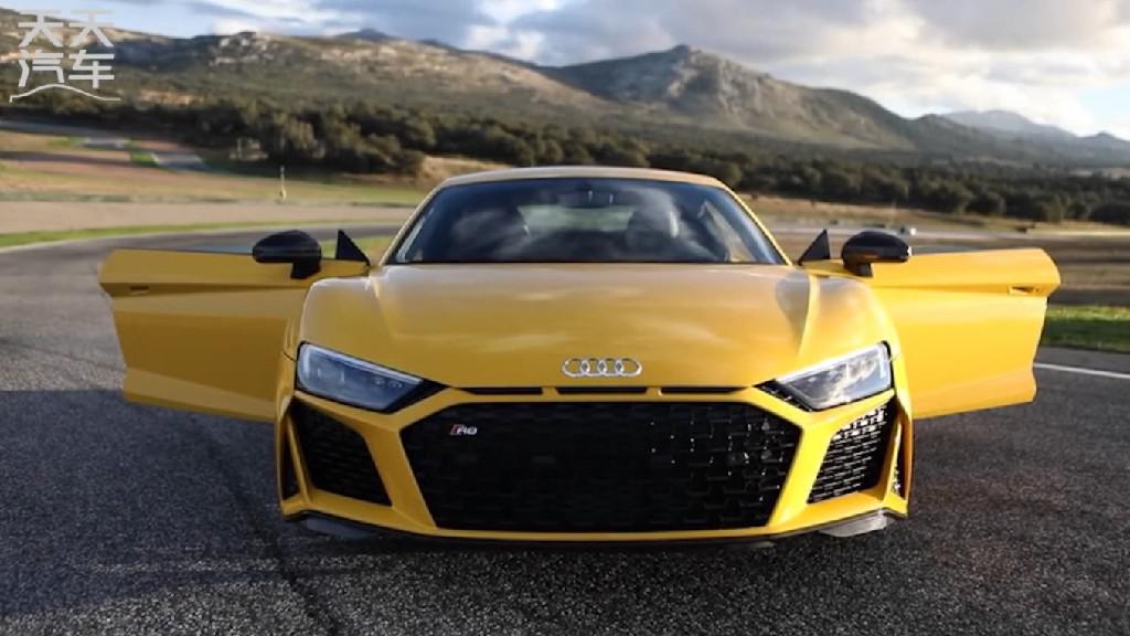 全新款奥迪R8 V10 620马力