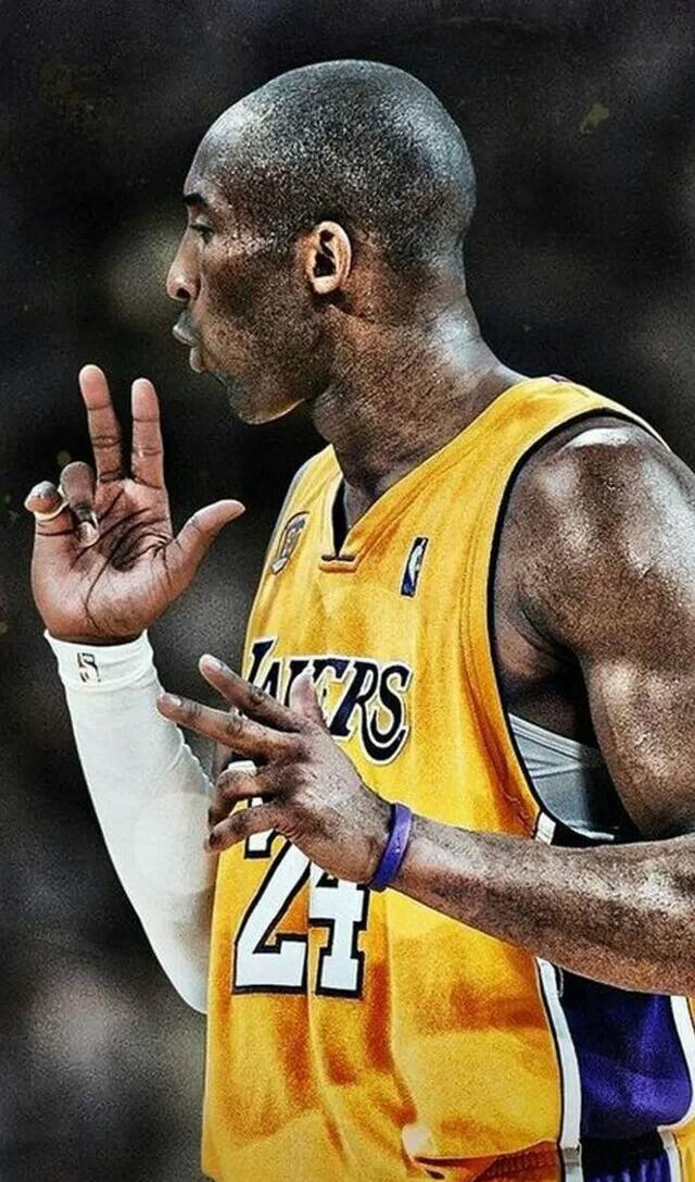 新世纪两大超级巨星:一个硬+狠,一个全能,如今