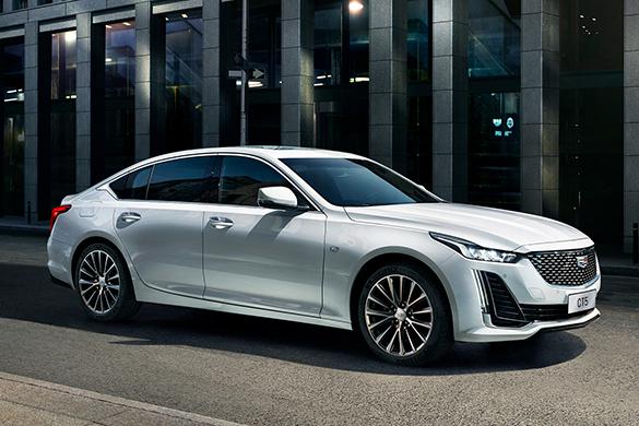 凯迪拉克CT5预售28万元起，开启豪华感官新体验