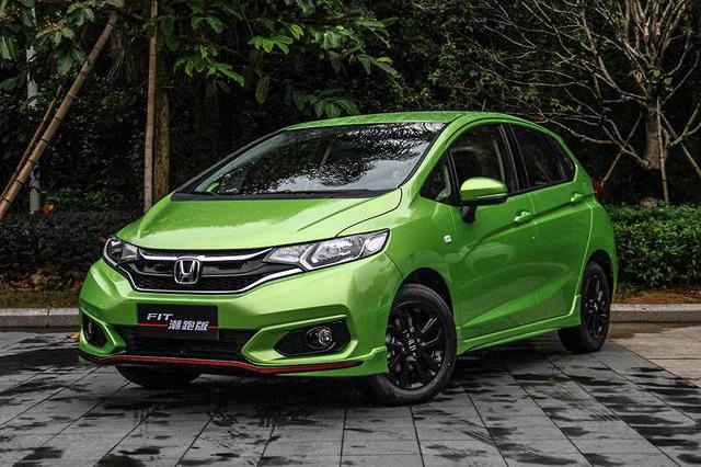 Polo Plus升级上市要大卖？飞度全方位胜出