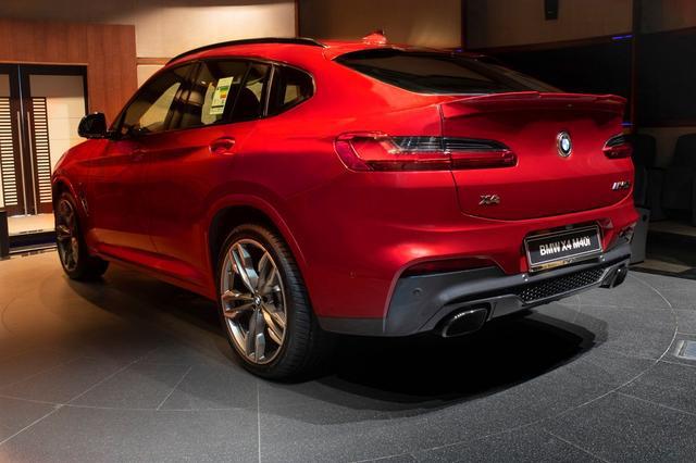 改装部分AC Schnitzer改件的红色宝马X4 M40i让人着迷！