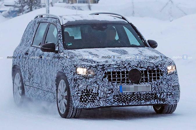 AMG入门SUV 高底盘小钢炮 奔驰AMG GLB 35路试谍照曝光