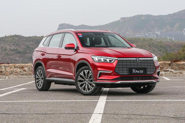 虽来自不同阵营售价却相似 昂希诺纯电动能否挑战宋Pro EV？