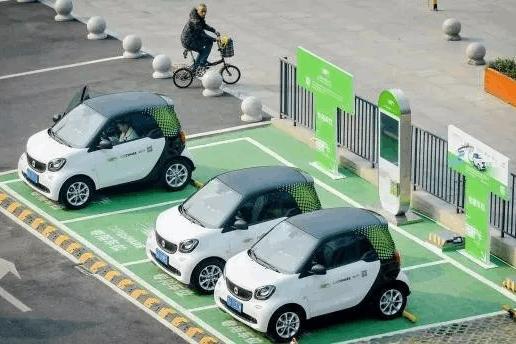 还抗拒新能源？可以免费停车买不买？多项利好政策实行！