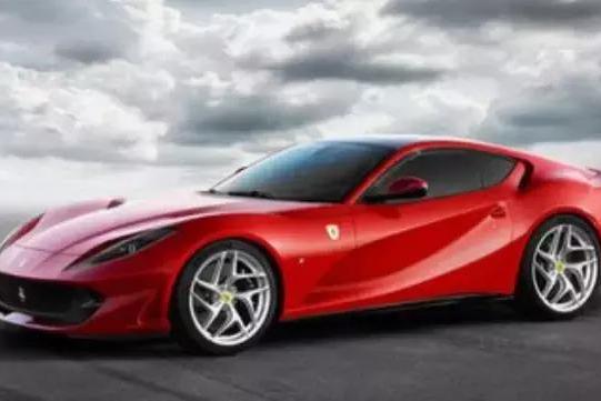 有钱就能开豪车？不一定，有钱可能开不上豪车，还要受豪车的气