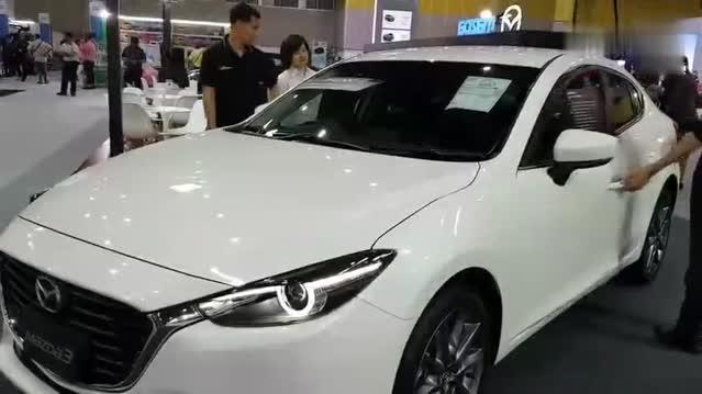 国外车展上的2017款2.0马自达3昂克赛拉白色太有颜值了