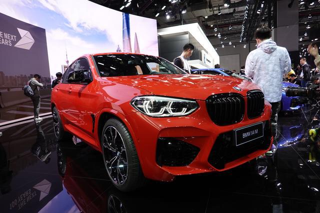 上海车展：宝马X3、X4 M进入中型SUV市场，奔驰AMG怕不怕？