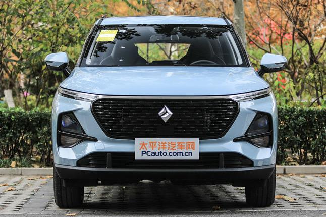 实惠却不廉价 实拍新宝骏RS-3 爆款潜质凸显