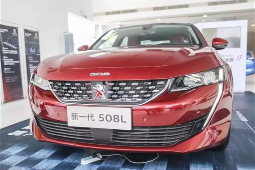 给你20万的预算，你会选择新天籁还是标致508L？