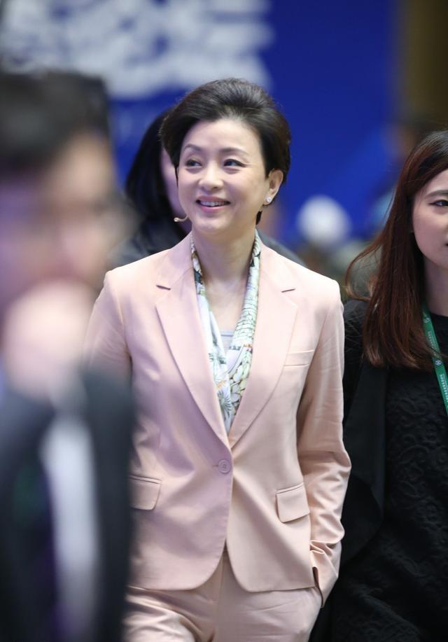 杨澜:这三句毒鸡汤误了多少女人的一生