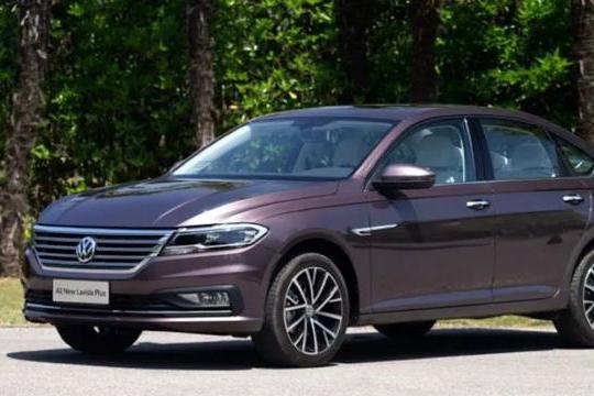 15万级别的家轿，大众朗逸、日产轩逸、丰田雷凌怎么选？